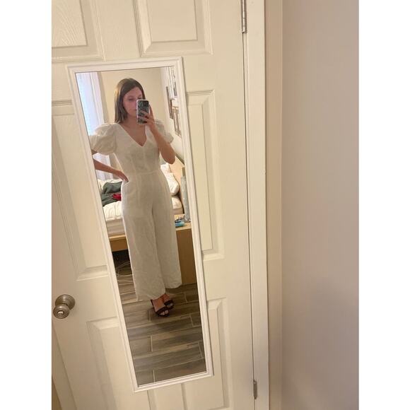 CLUB MONACO Women's White Short Sleeve V-Neck Textures Tie Back Jumpsuit Size 8 - Picture 13 of 14